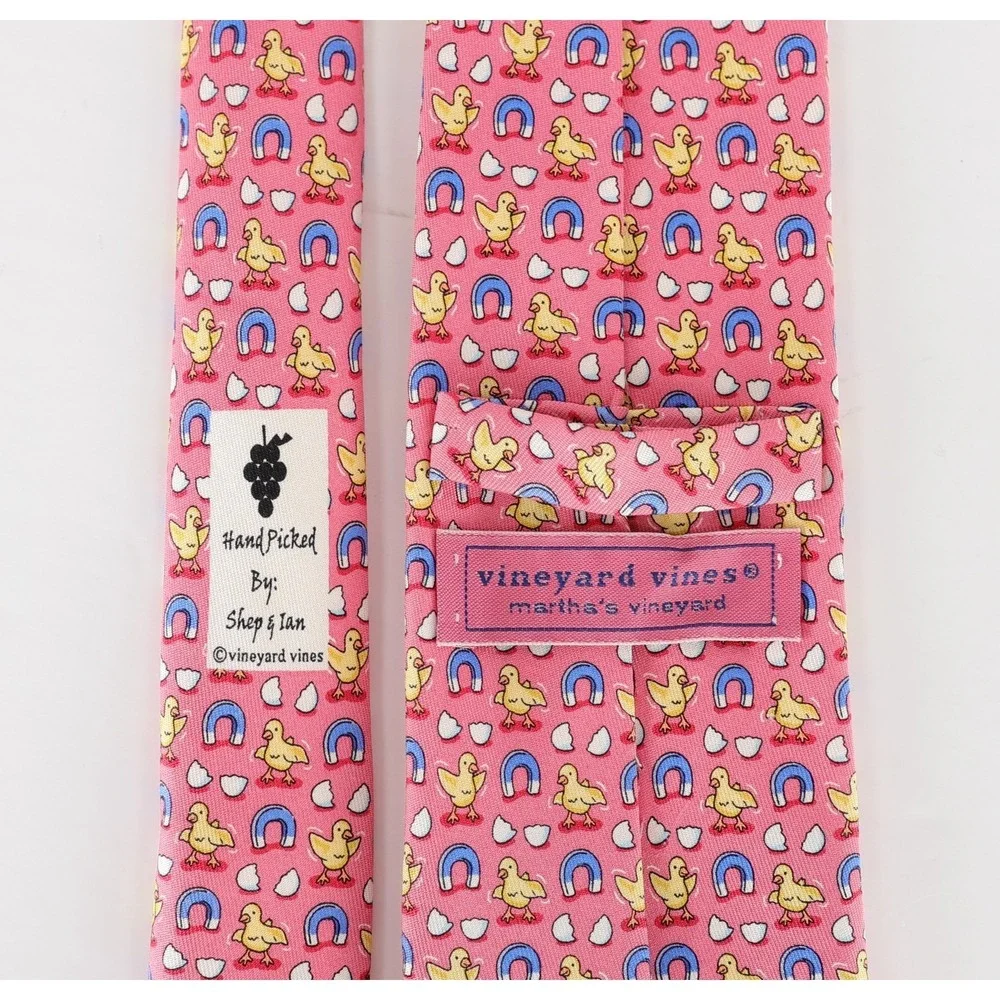 VINEYARD VINES Marthas 100% Silk Necktie USA Designer Pink Checks Magnets